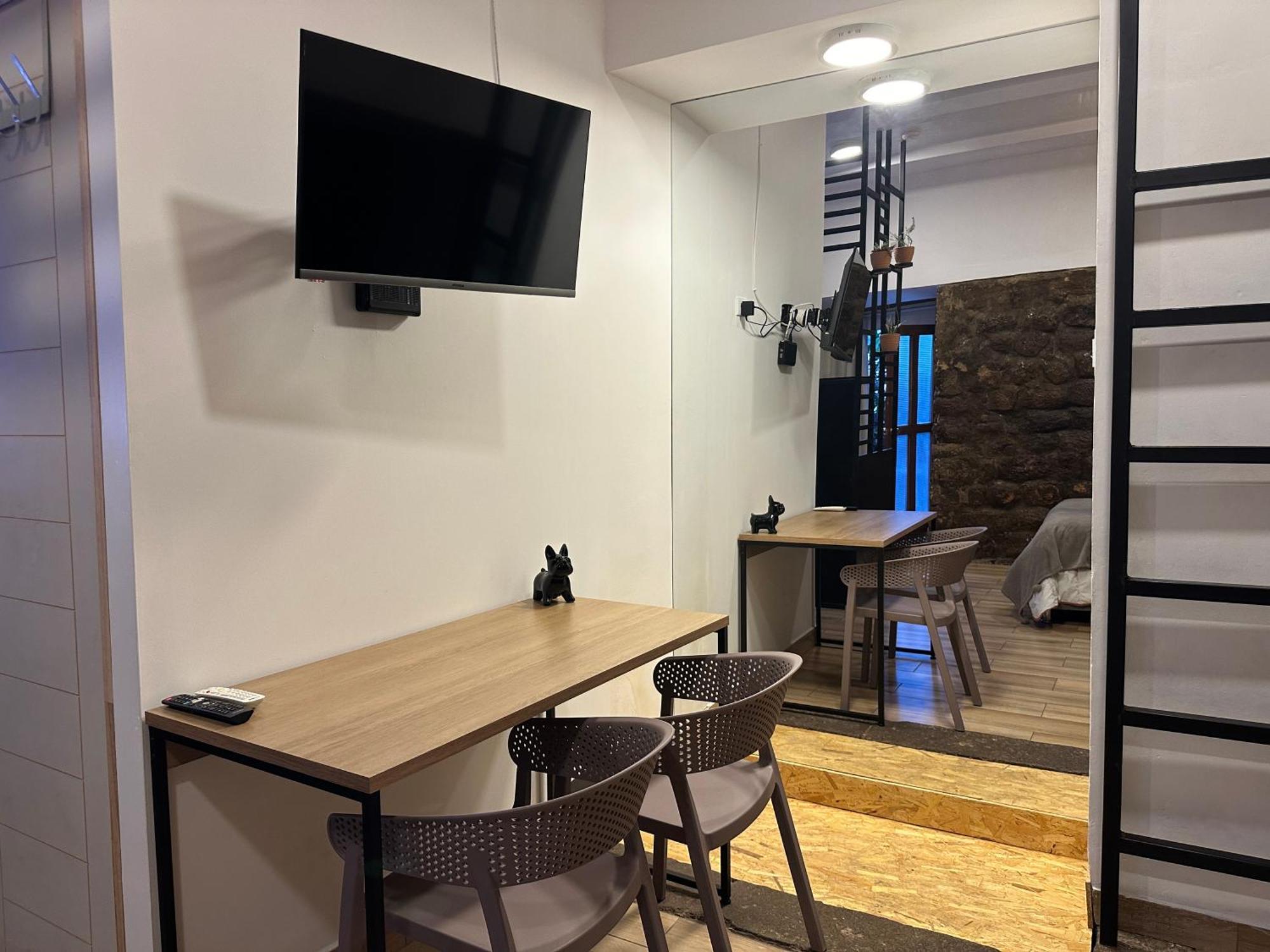 Blacky Hostel And Apartments (Adults Only) กุสโก ภายนอก รูปภาพ